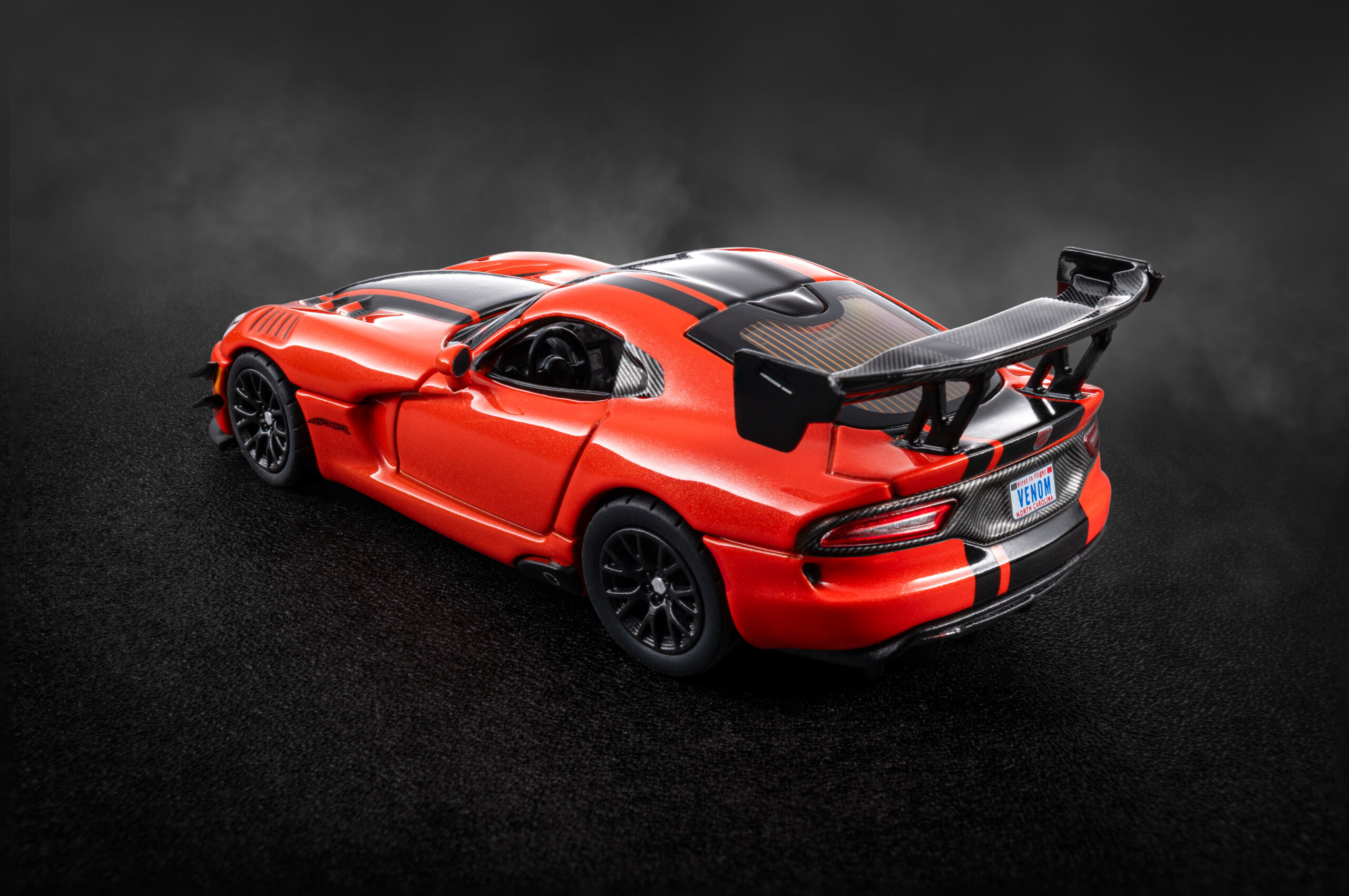 2017 Dodge Viper ACR Extreme die-cast, closed